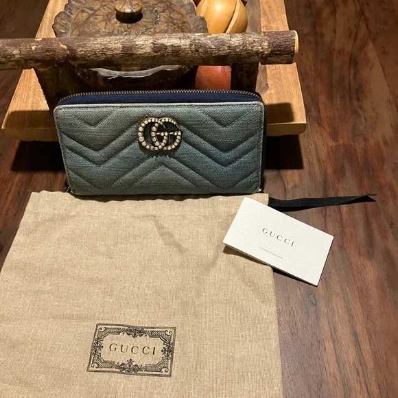 Gucci denim Quilted Women's Wallet - Picture 1 of 15
